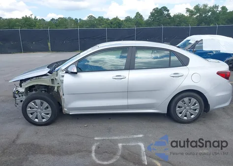 2020 Kia Rio S z USA, uszkodzony, nr VIN 3KPA24AD5LE313032